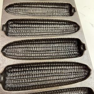 Vintage Unmarked Wagner Cast Iron Cornbread Pan